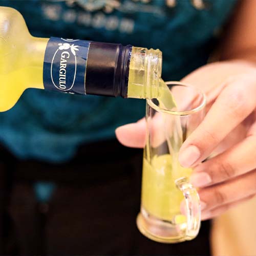 Degustazione di limoncello a Sorrento