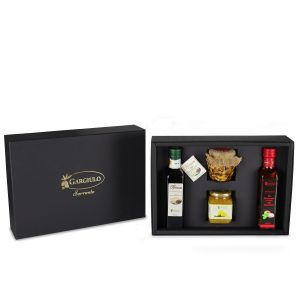 Elegant gift box "Flavors of southern Italy"